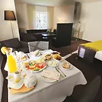 & Garden U Holubu Szálloda 4*