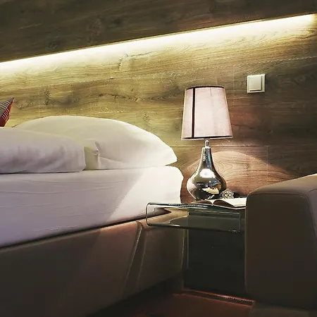 Hotel & Garden U Holubu 4*