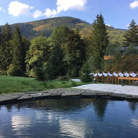 Hotel & Garden U Holubu 4*