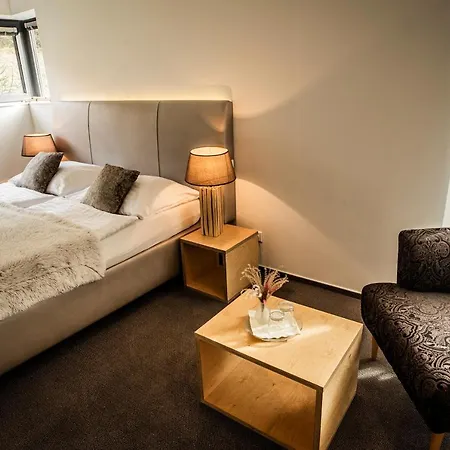 Hotel & Garden U Holubu Hotel 4*